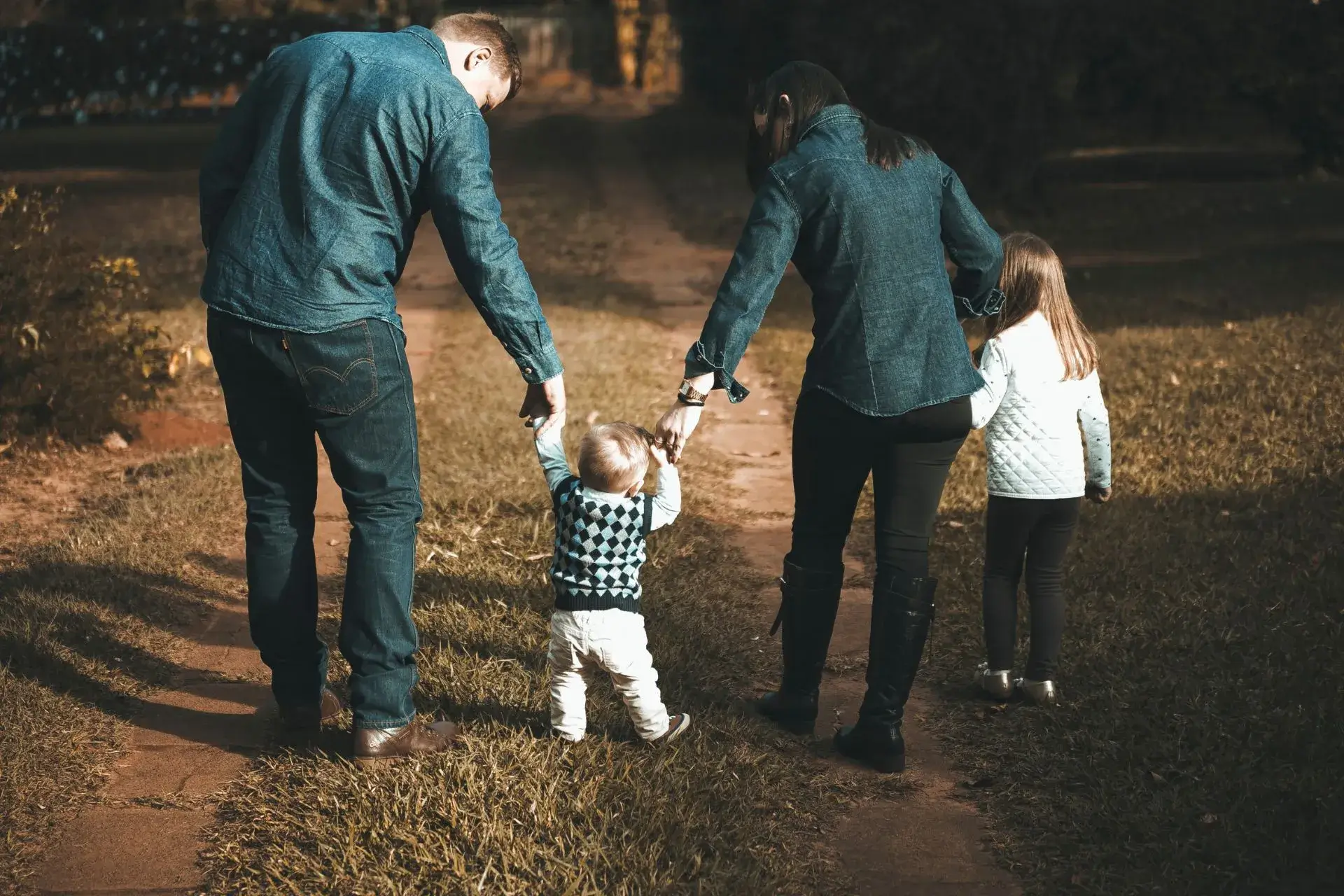 family with kid Family with kids